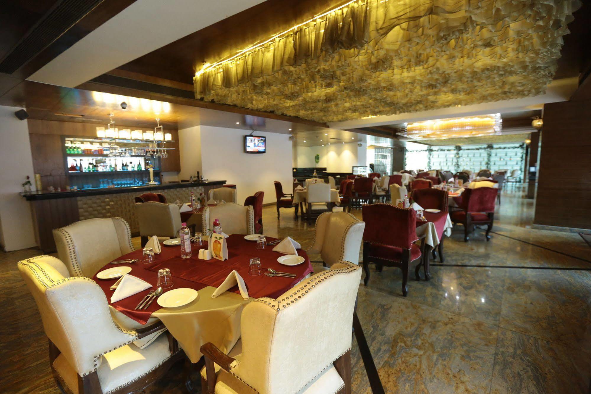 La Marvella, Bengaluru Hotel Luaran gambar