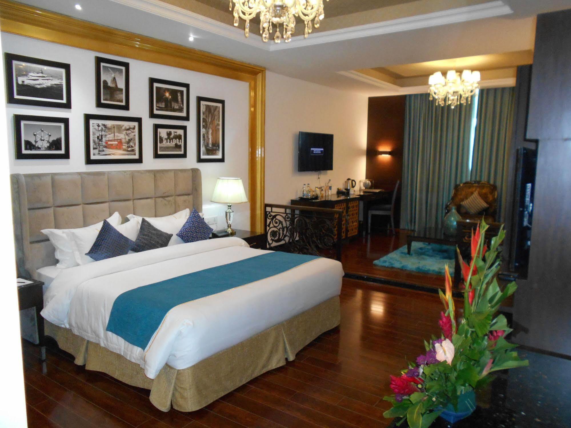 La Marvella, Bengaluru Hotel Luaran gambar