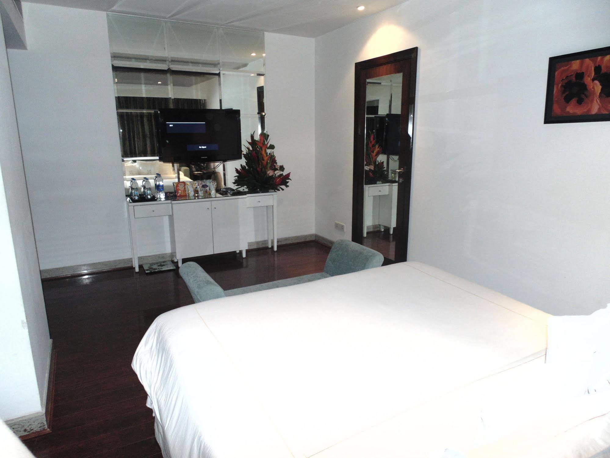La Marvella, Bengaluru Hotel Luaran gambar