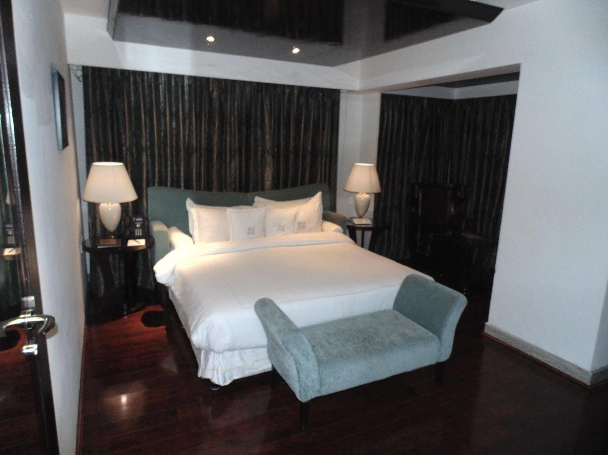 La Marvella, Bengaluru Hotel Luaran gambar