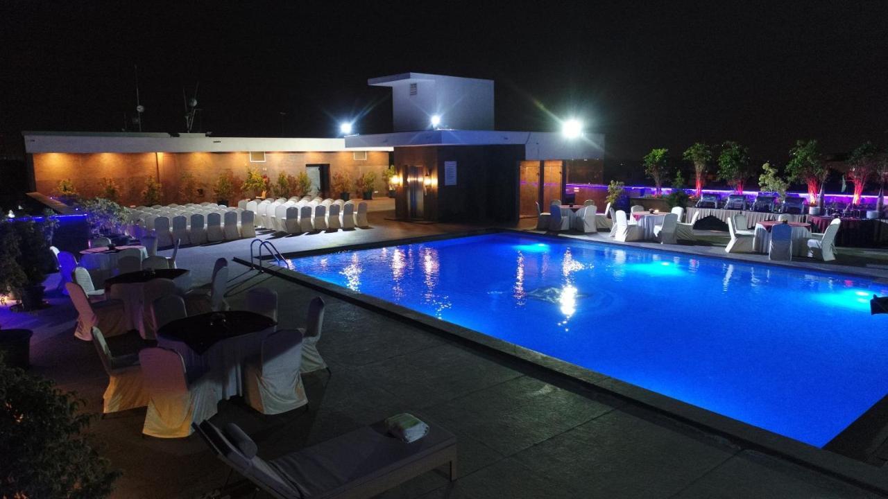 La Marvella, Bengaluru Hotel Luaran gambar