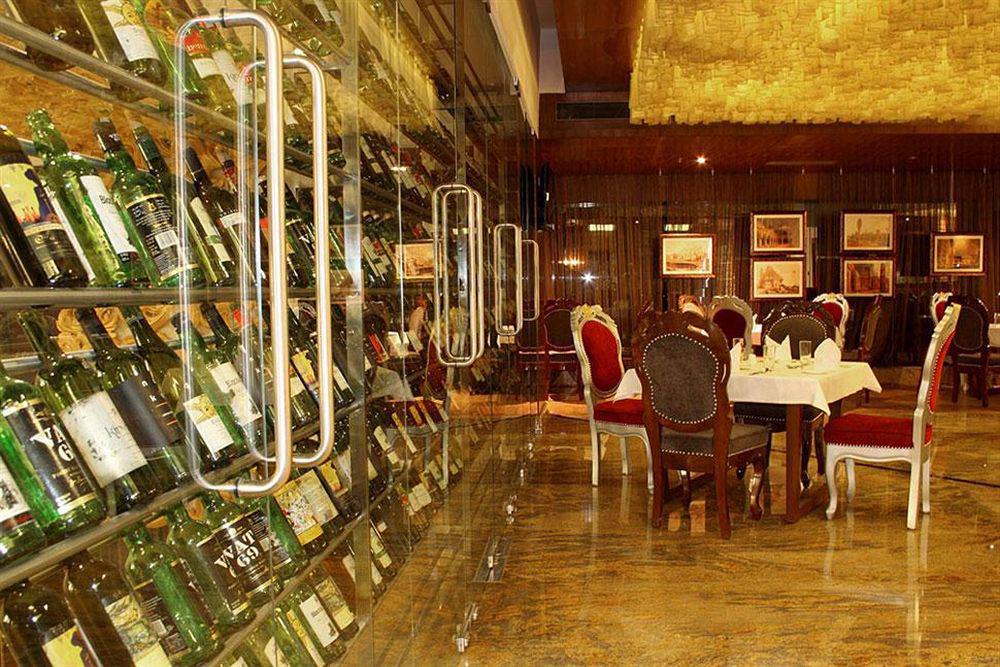 La Marvella, Bengaluru Hotel Luaran gambar